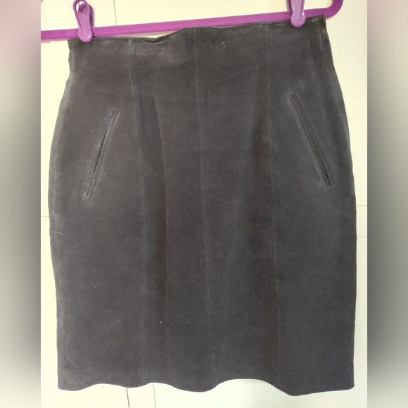 Gone - Picture 2 of 7